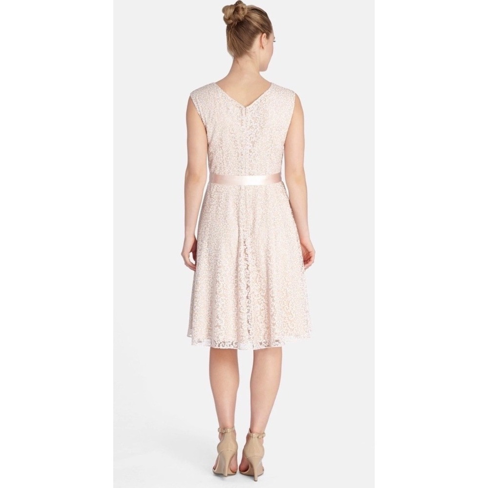 Tahari Arthur S Levine Ribbon Trim Metallic Lace Fit & Flare Dress, Size 8 EUC - Picture 2 of 5